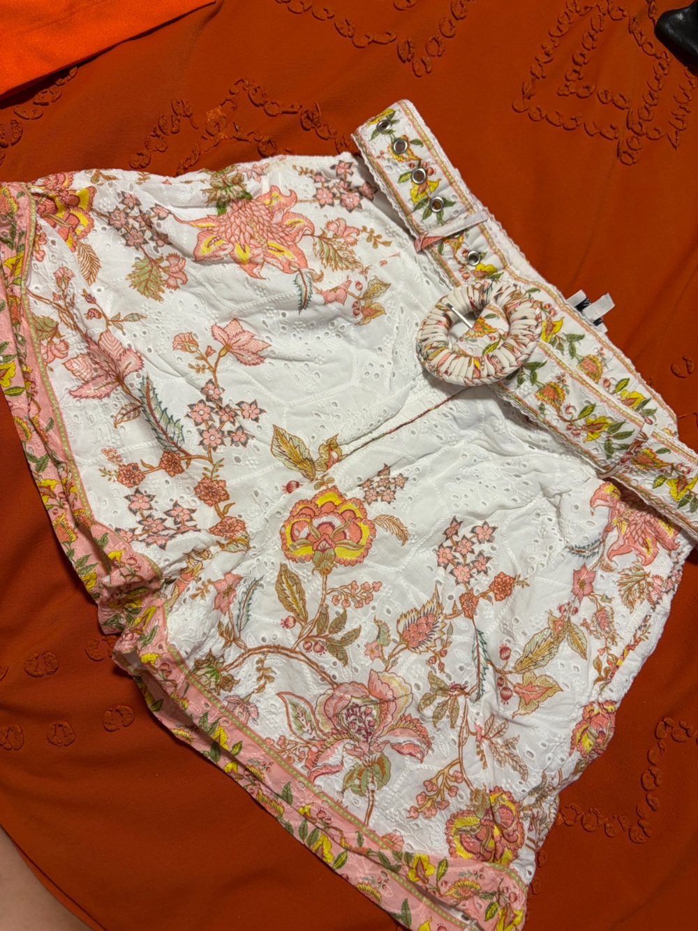 HEMANT & NANDITA White Eyelet Quilted Throw with Pink and Yellow Floral Trim